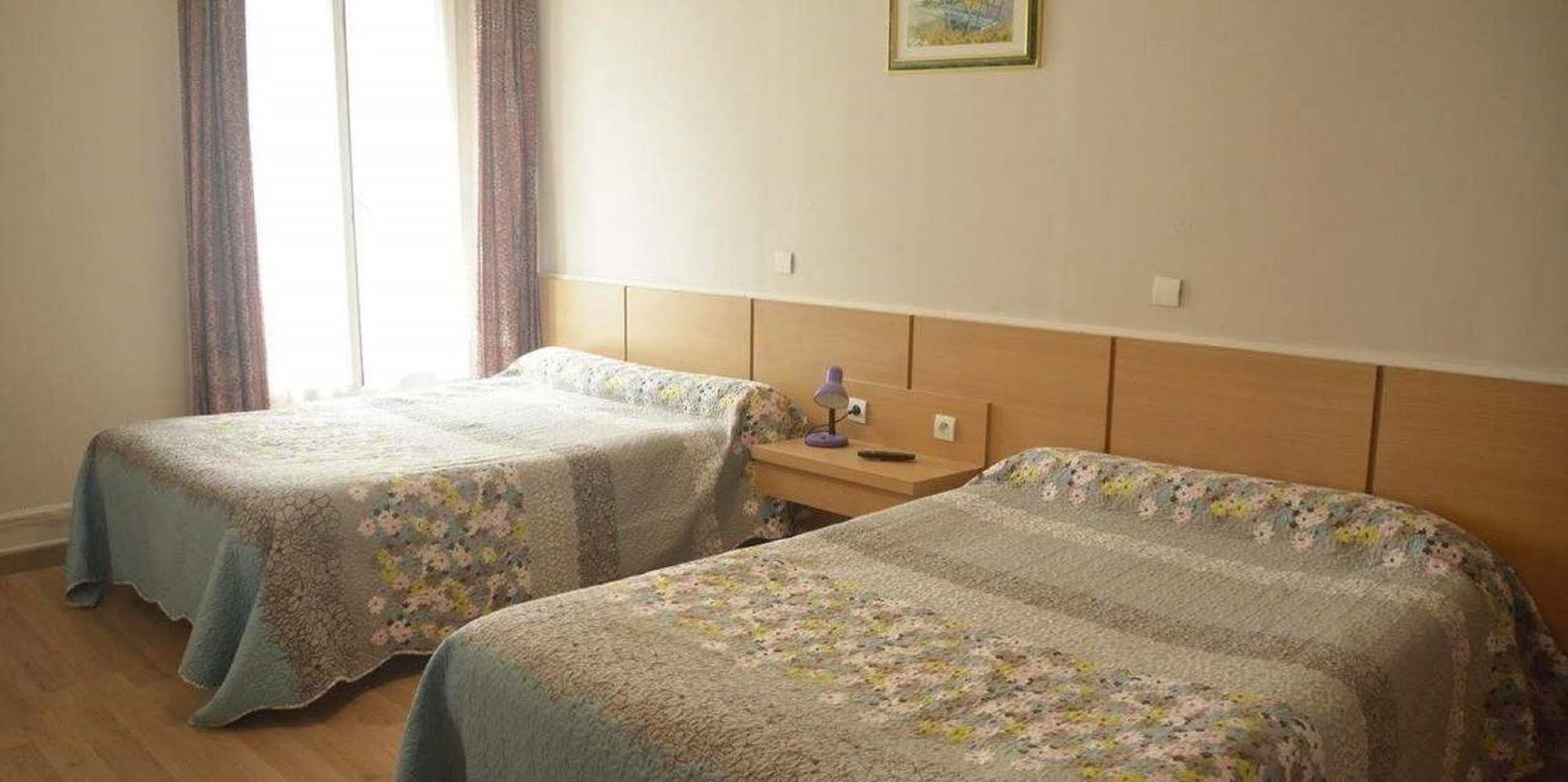 Grand Hotel Du Prince Eugene - Prince Paris Hotels Екстер'єр фото